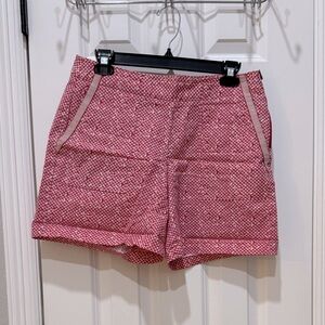 Pattern shorts, high rise, side zip